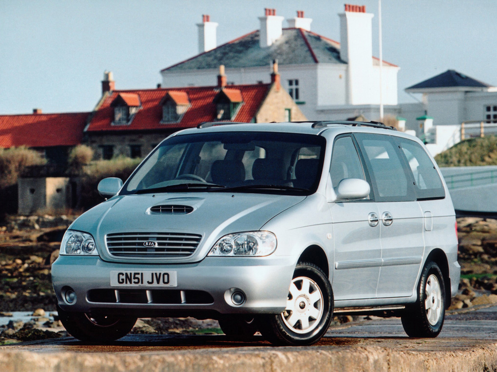 Фото Kia Sedona
