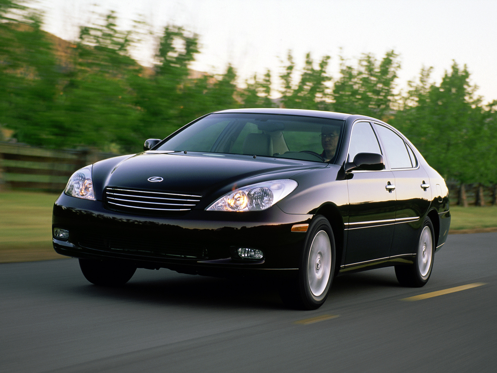 Фото Lexus ES