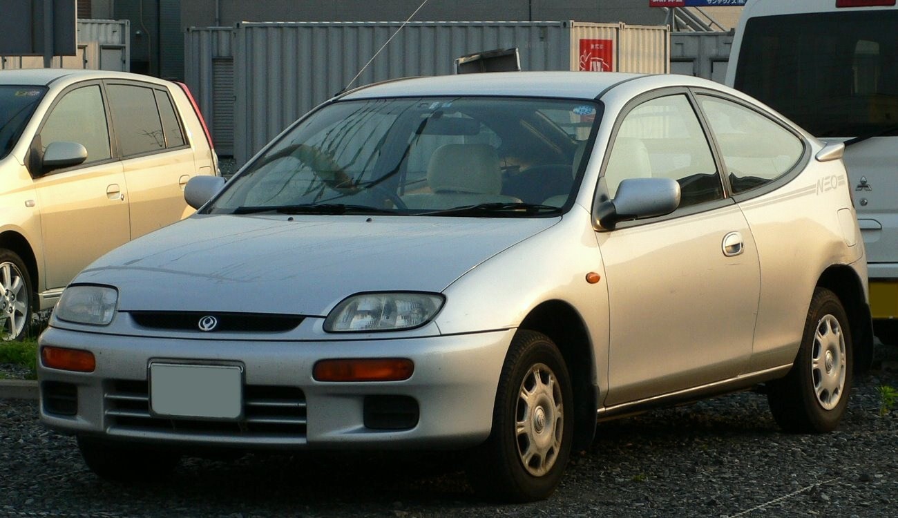 Фото Mazda Familia