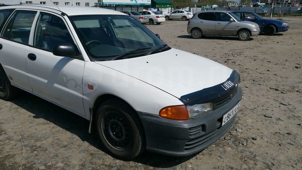 Фото Mitsubishi Libero универсал 1 поколение 
