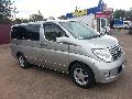 Фото Nissan Elgrand
