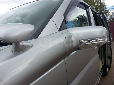 Фото Nissan Elgrand
