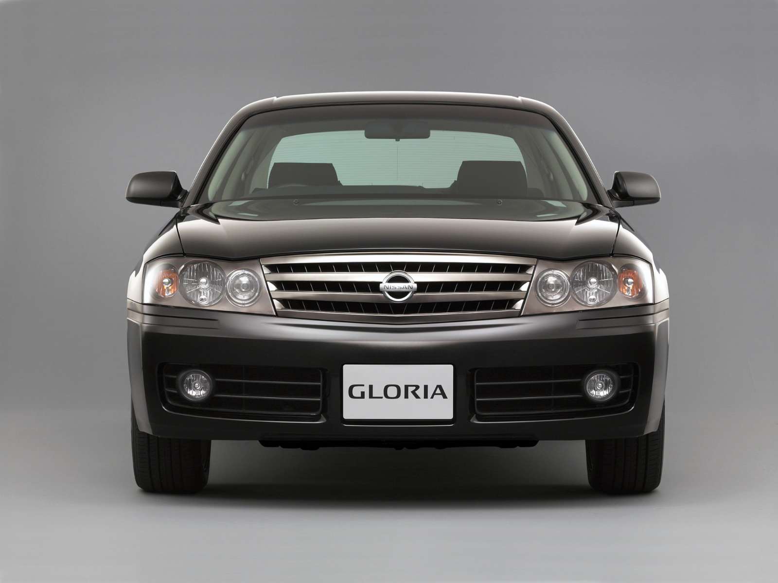 Фото Nissan Gloria