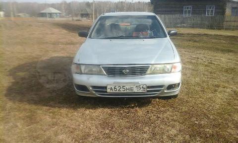 Фото Nissan Lucino
