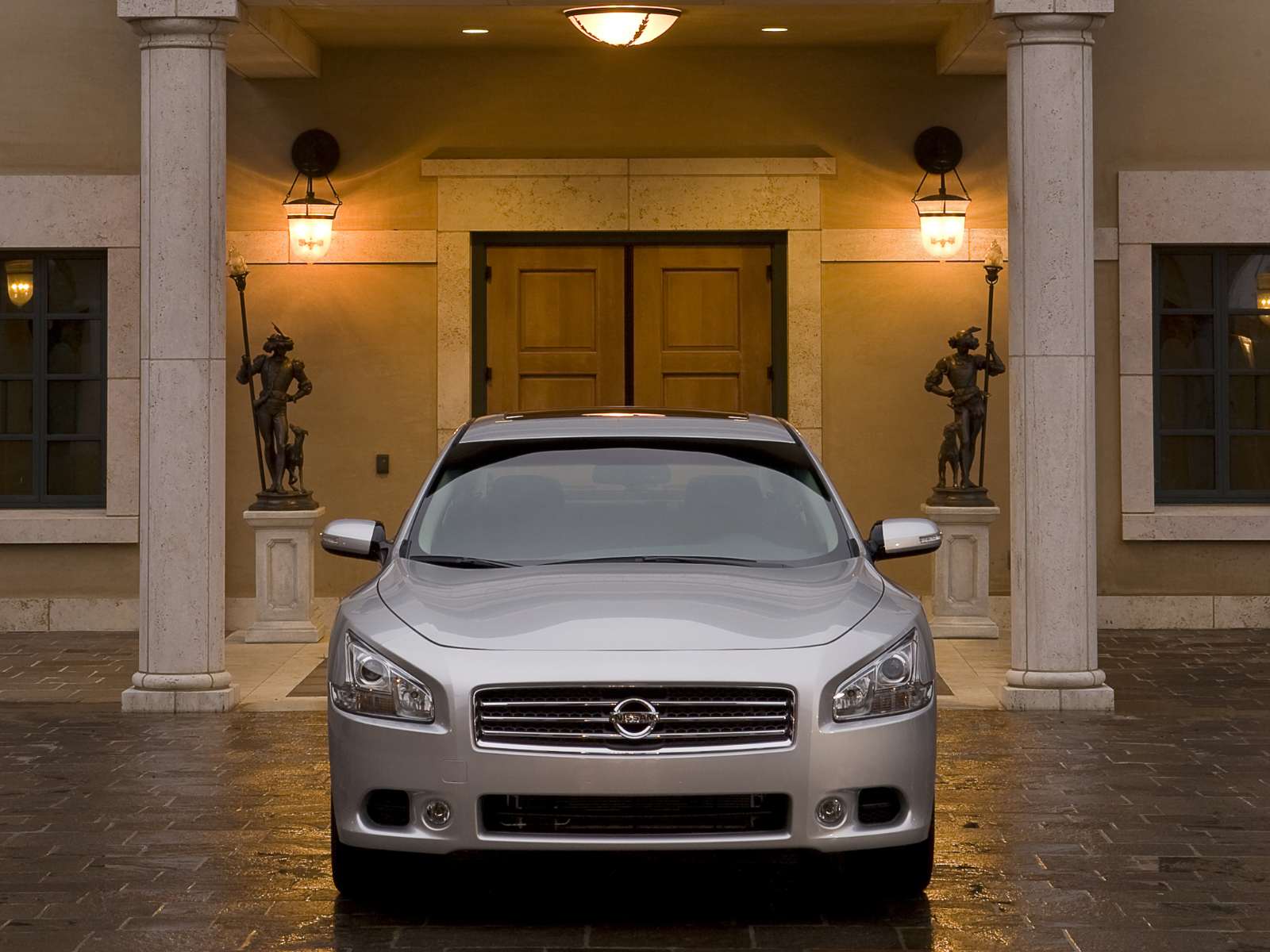 Фото Nissan Maxima