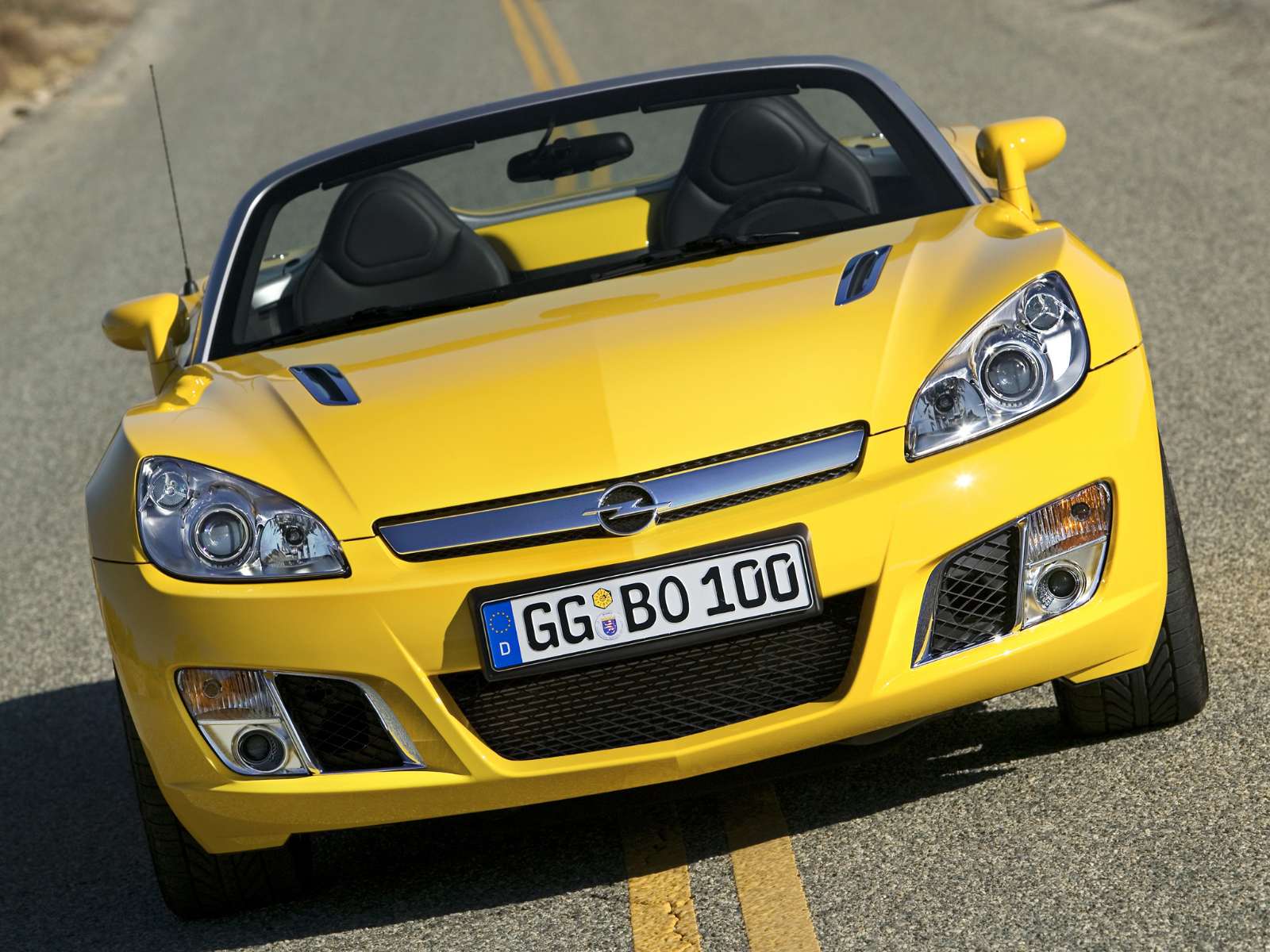 Фото Opel GT