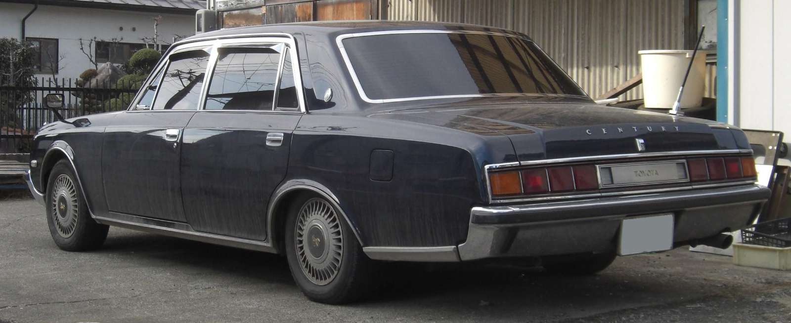 Фото Toyota Century