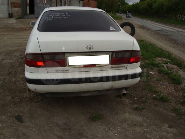 Фото Toyota Corona EXiV седан 10 поколение 
