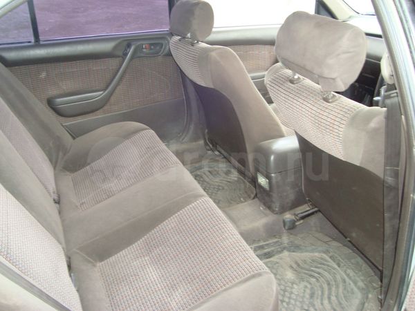 Фото Toyota Corona EXiV седан 10 поколение 