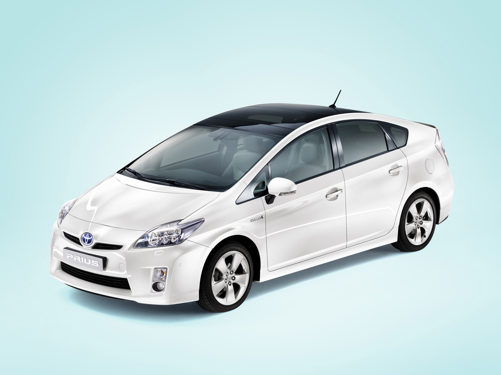 Фото Toyota Prius
