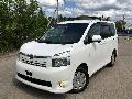 Фото Toyota Voxy