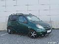 Фото Toyota Yaris Verso