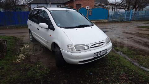 Фото Volkswagen Sharan
