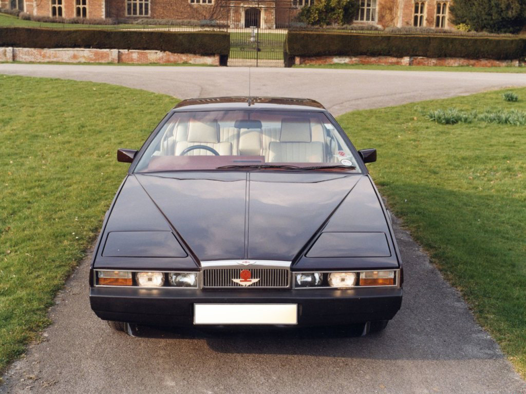 Фото Aston Martin Lagonda
