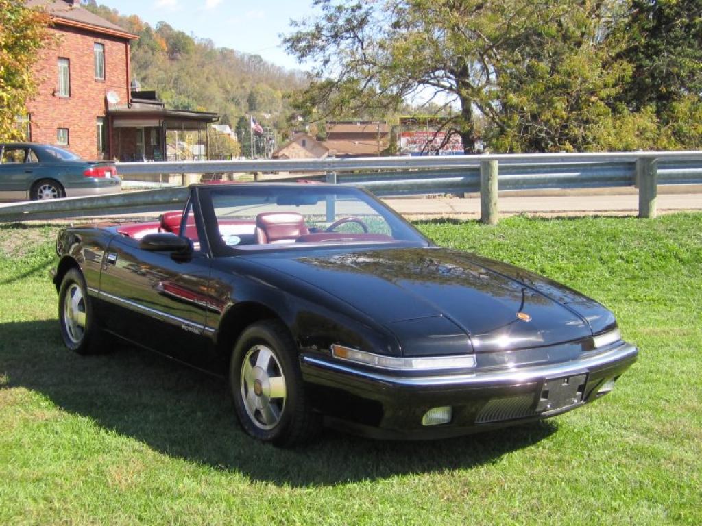 Фото Buick Reatta