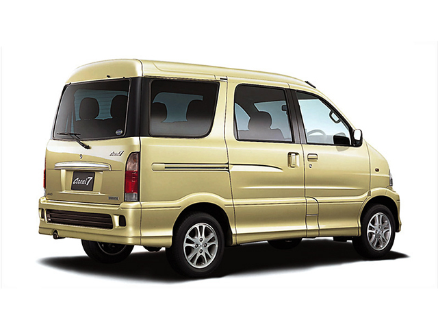 Фото Daihatsu Atrai