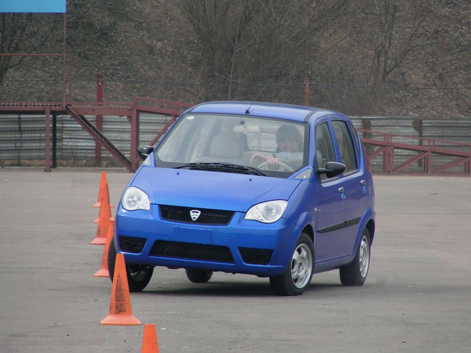 Фото Hafei Brio