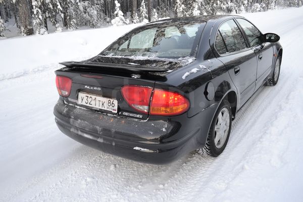 Фото Oldsmobile Alero седан 1 поколение 