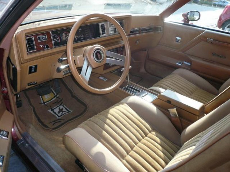 Фото Oldsmobile Cutlass