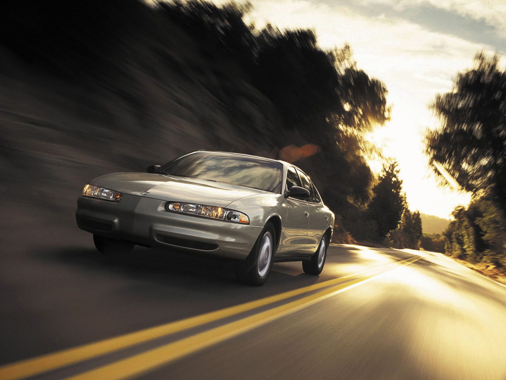 Фото Oldsmobile Intrigue