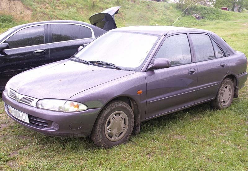 Фото Proton Persona 400