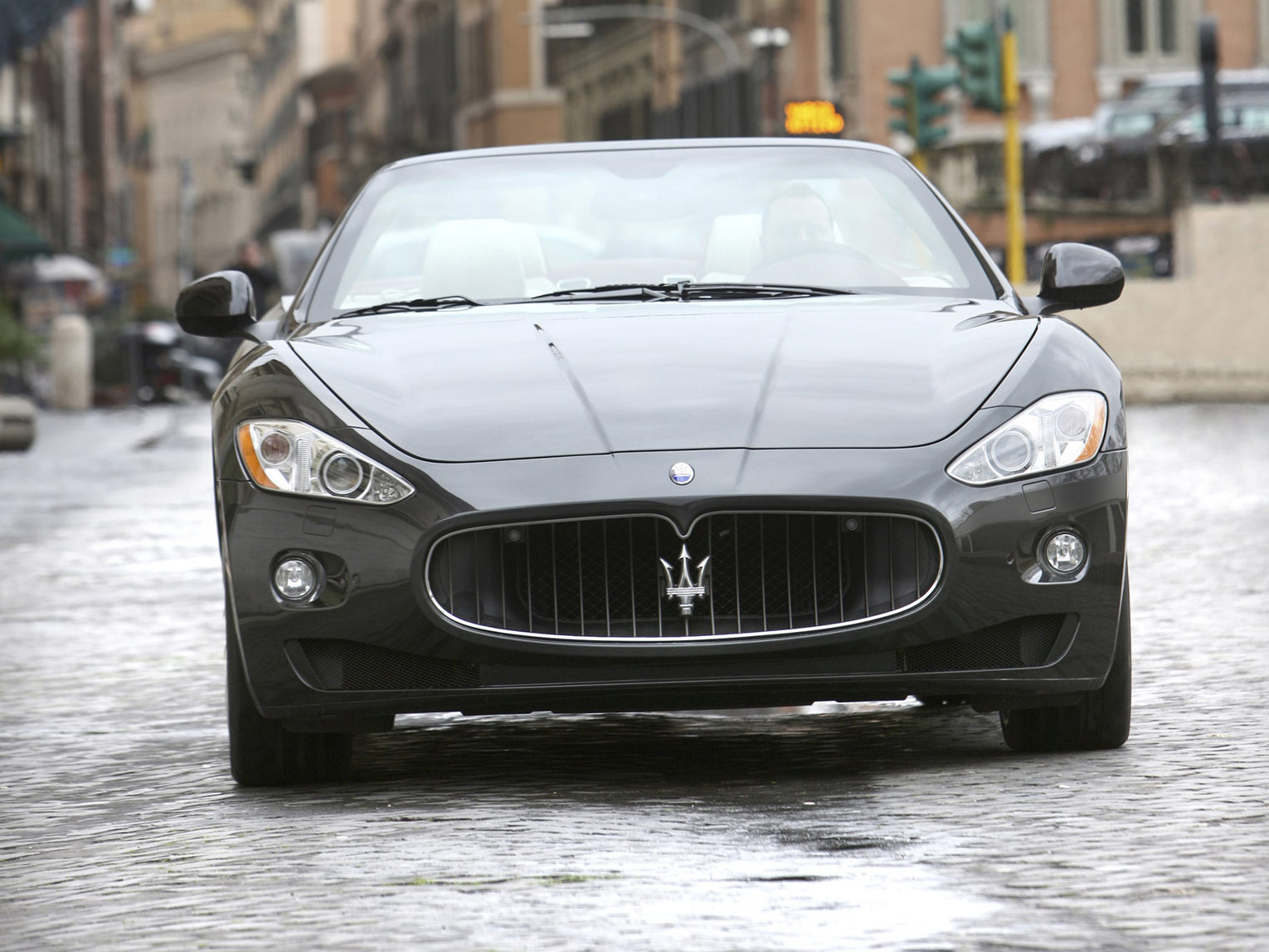 Фото Maserati GranCabrio