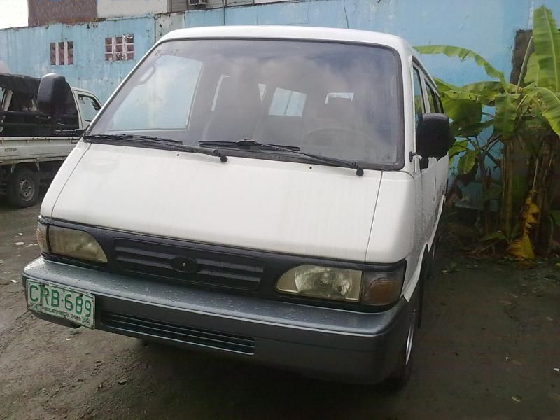 Фото Kia Besta