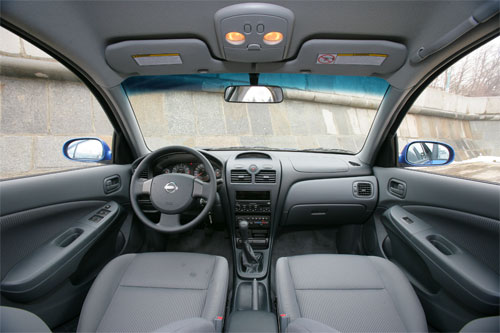 Фото Nissan Almera