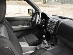 Фото Mazda BT