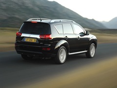 Фото Peugeot 4007