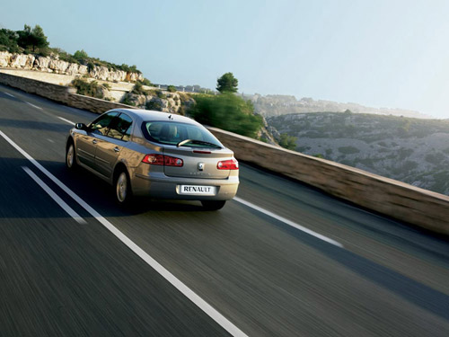 Фото Renault Laguna