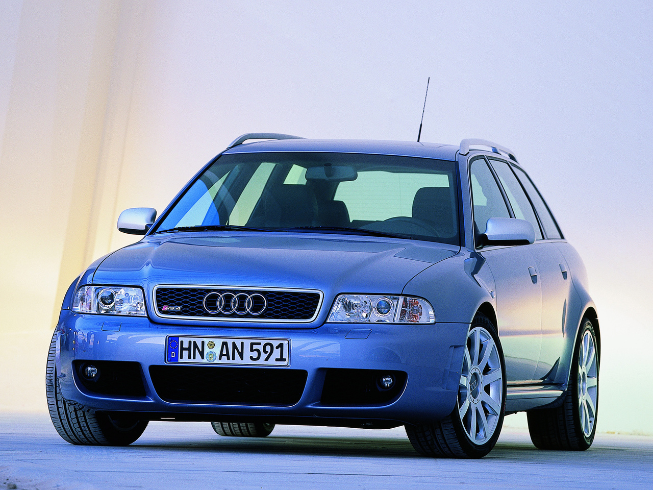 Фото Audi RS4