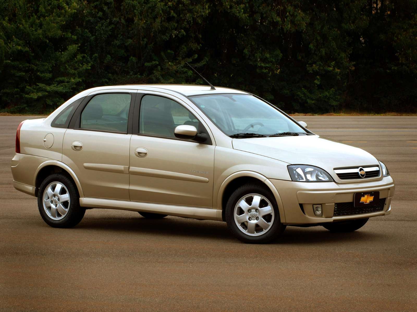 Фото Chevrolet Corsa