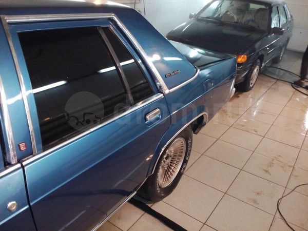 Фото Ford Crown Victoria