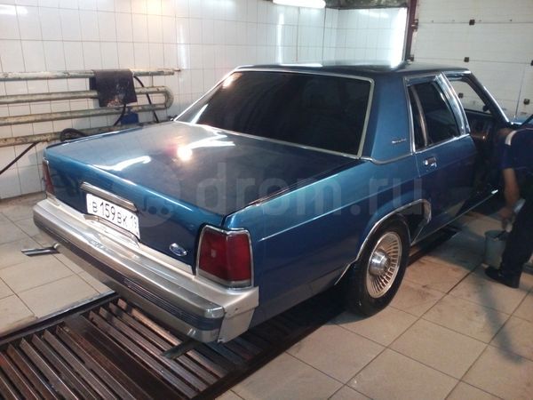 Фото Ford Crown Victoria