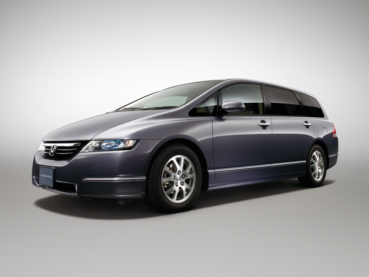 Фото Honda Odyssey