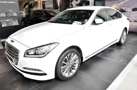 Фото Hyundai Genesis