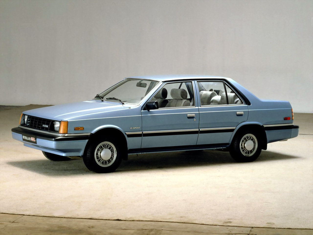 Фото Hyundai Stellar